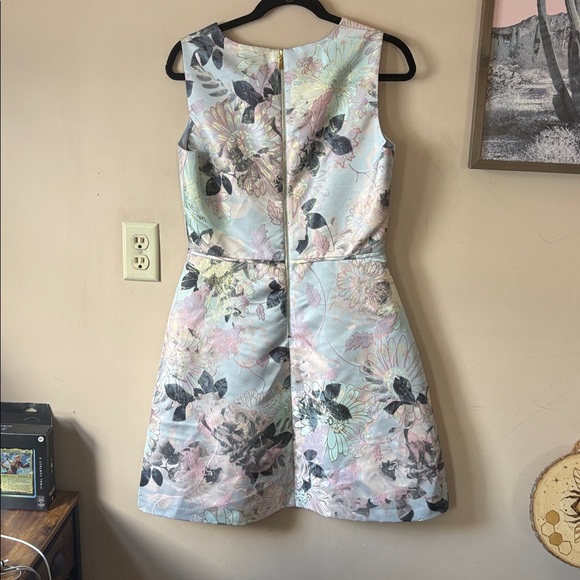 Tahari ASL Pastel Watercolor Floral Brocade A-Line Fit & Flare Dress Size 6 - Picture 7 of 10